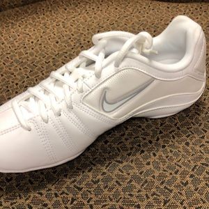 Nike women’s one spirit cheer shoes